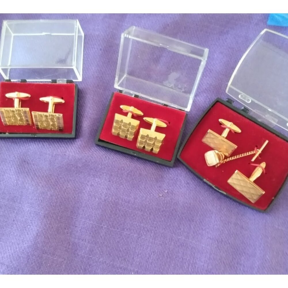 Men's Vintage Gold Tone Cuff Links & Tie Clip 1960's